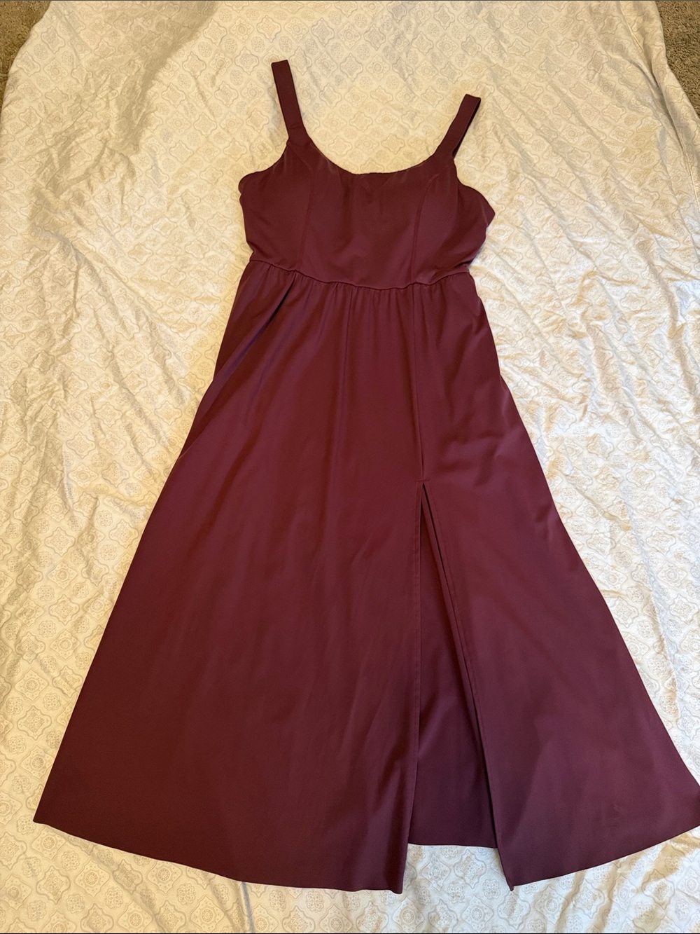 HALARA Sleeveless Midi Dress in Burgundy Wine
